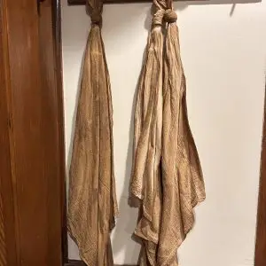 Grungy Hand Towels
